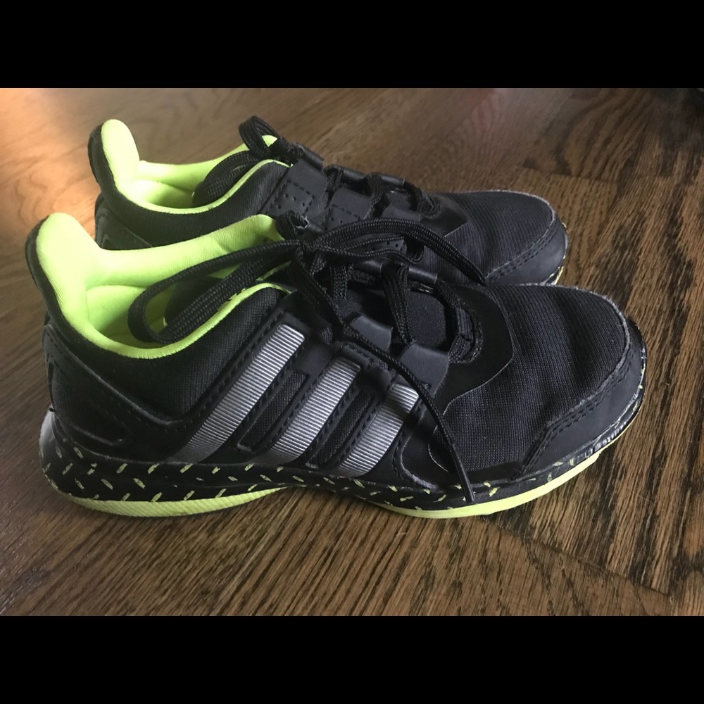Boys Black Adidas Size 11 LIKE NEW!